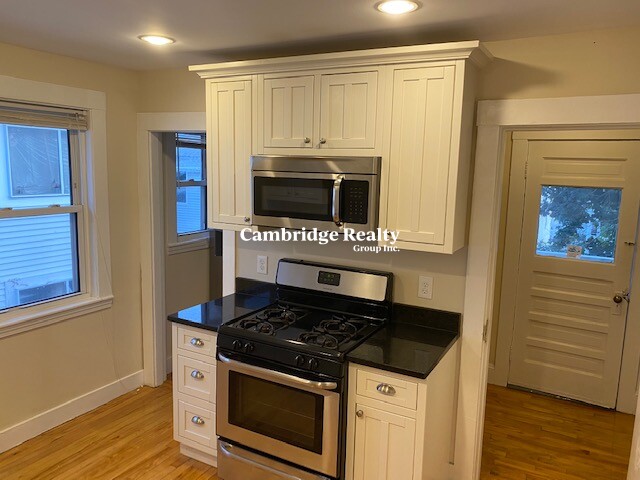 4 bed, 1 bath apartment for rent at 56 Gordon St Unit 2T, West Somerville — photo 2 of 17