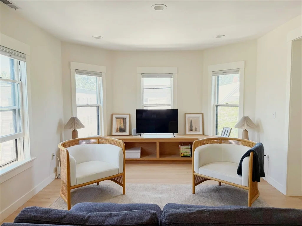 2 bed, 2 bath apartment for rent at 56 Gorham Unit 3, Davis Square — photo 8 of 22