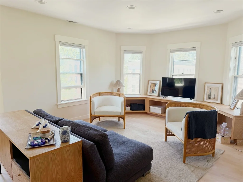 2 bed, 2 bath apartment for rent at 56 Gorham Unit 3, Davis Square — photo 9 of 22