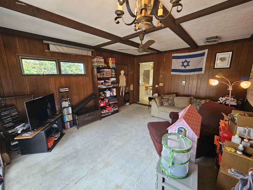 3 bed, 1 bath apartment for rent at 56 Great Meadow Rd, Newton — photo 14 of 32