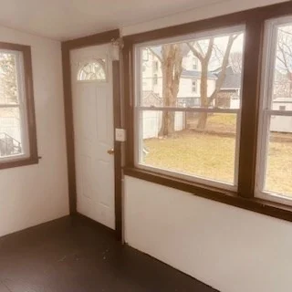 3 bed, 1 bath apartment for rent at 56 Hamilton St Unit 2, Hyde Park — photo 8 of 16