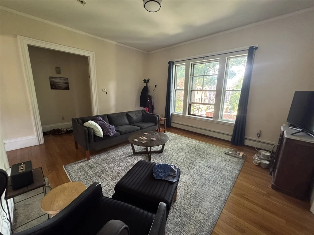 3 bed, 2 bath apartment for rent at 56 Hawes Unit 2, Coolidge Corner — photo 2 of 17