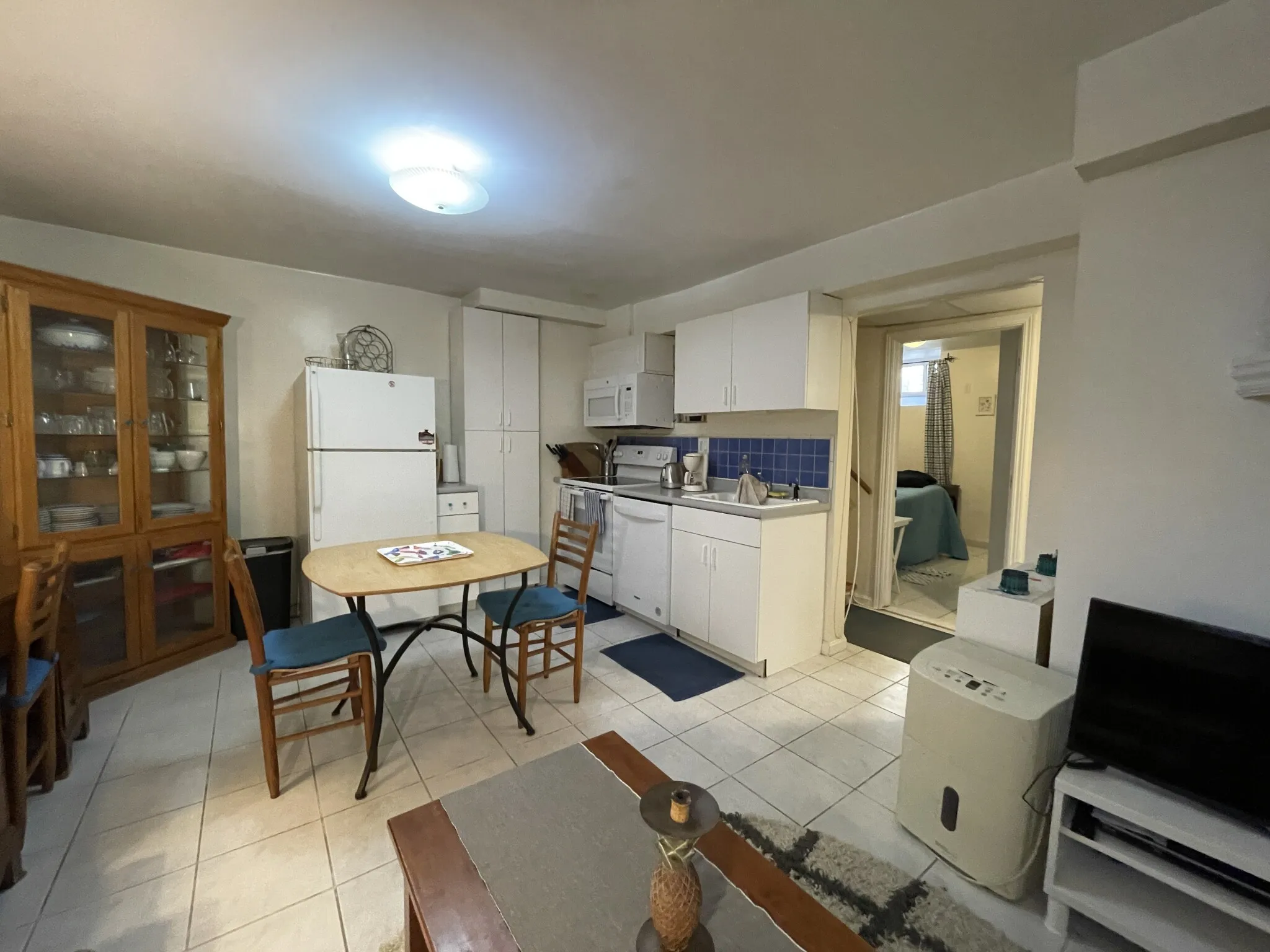 2 bed, 2 bath apartment for rent at 56 Hobson St Unit Garden Suite, Oak Square — photo 7 of 24