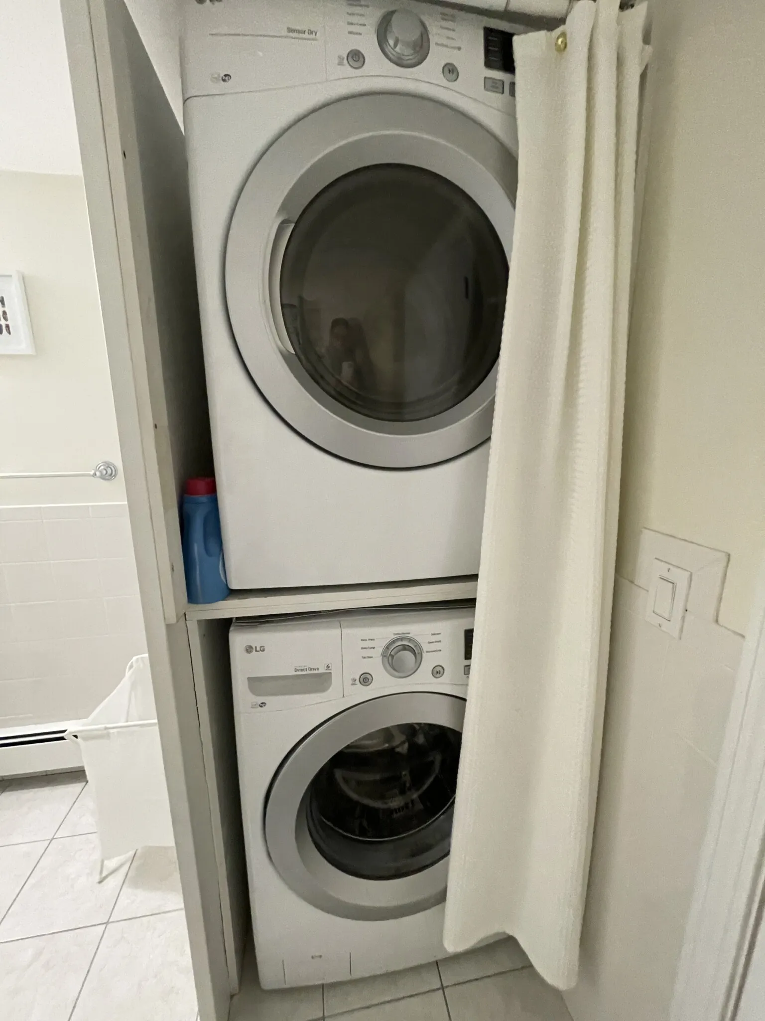 2 bed, 2 bath apartment for rent at 56 Hobson St Unit Garden Suite, Oak Square — photo 16 of 24