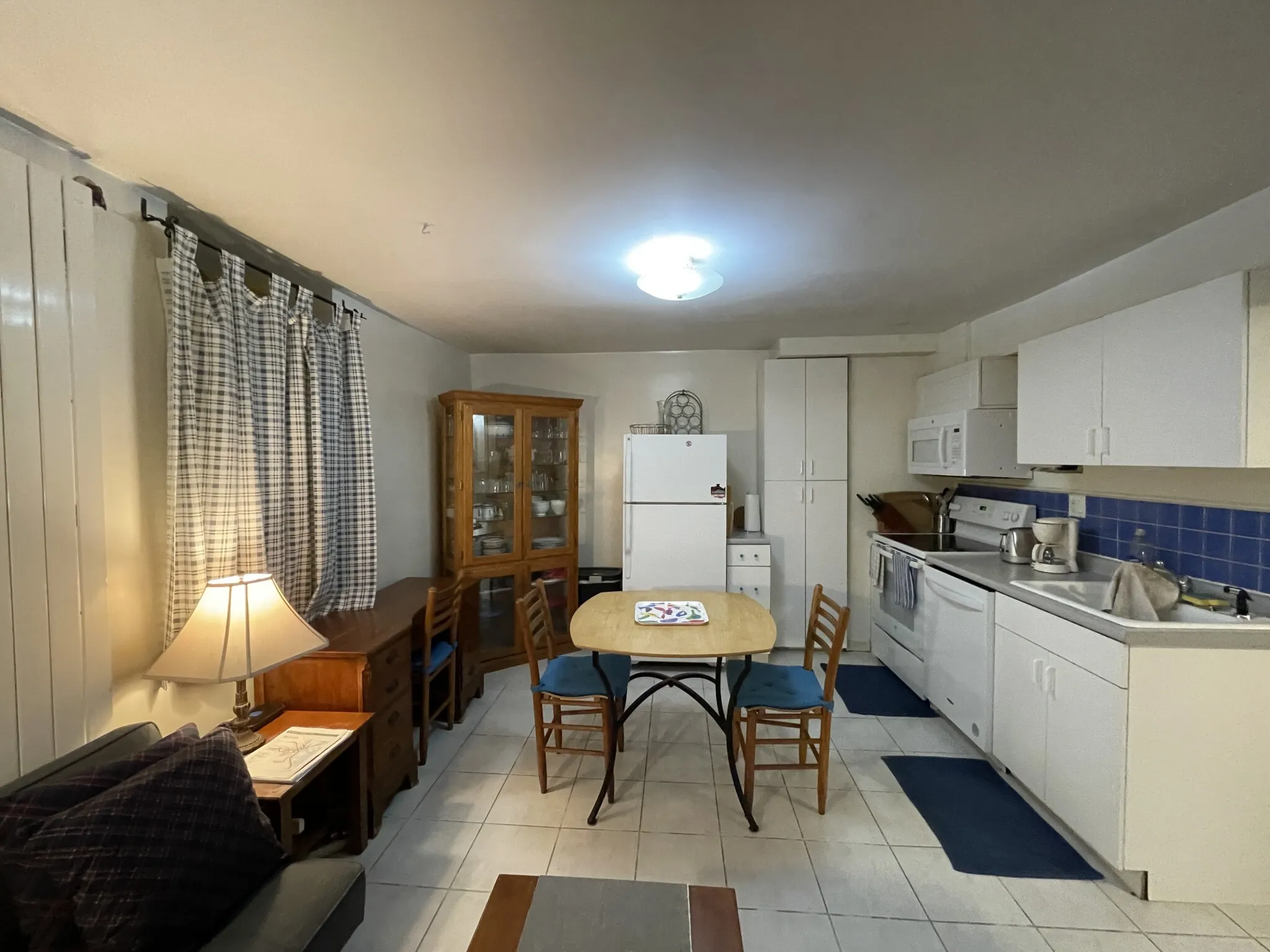 2 bed, 2 bath apartment for rent at 56 Hobson St Unit Garden Suite, Oak Square — photo 6 of 24