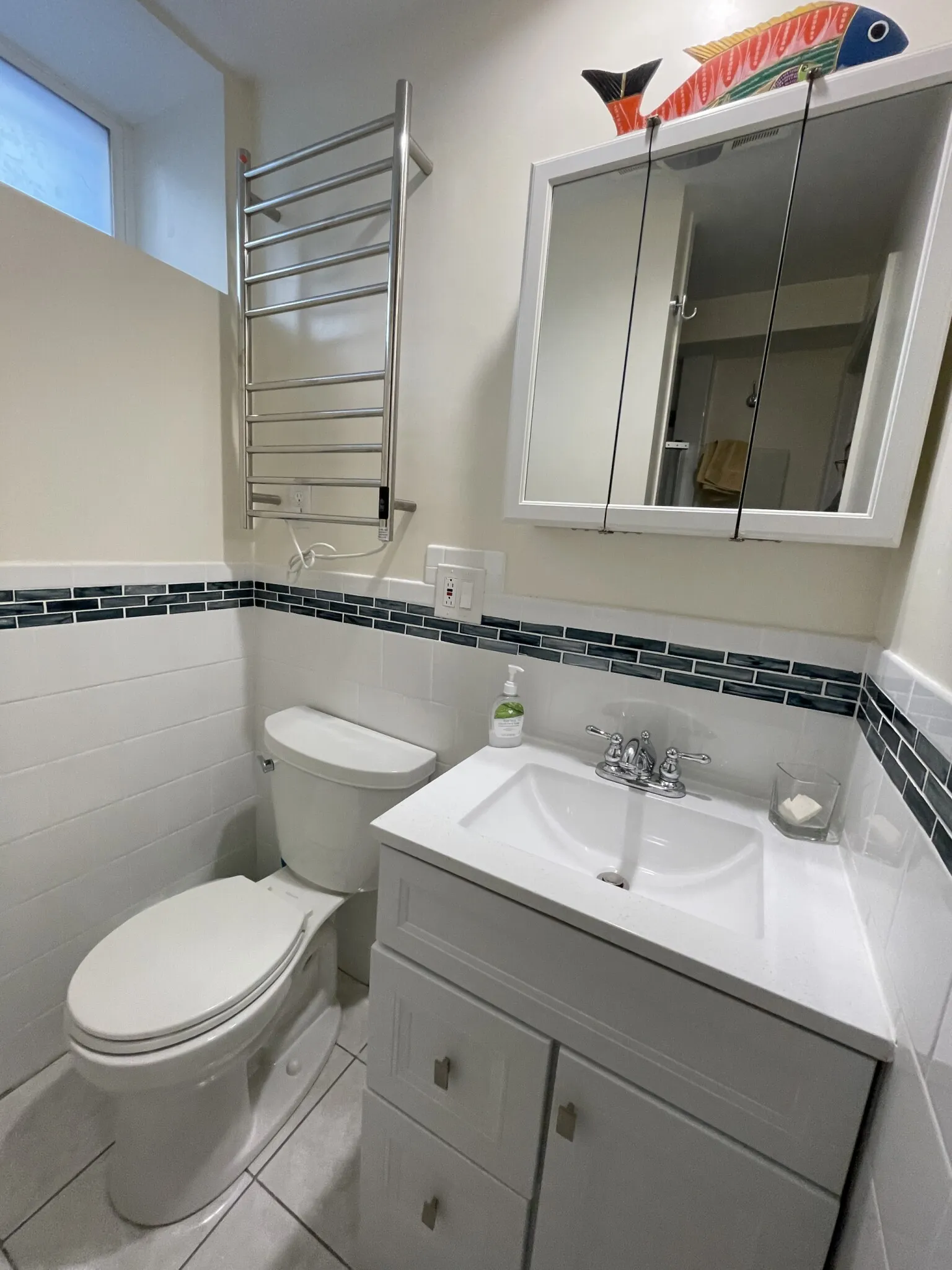 2 bed, 2 bath apartment for rent at 56 Hobson St Unit Garden Suite, Oak Square — photo 23 of 24