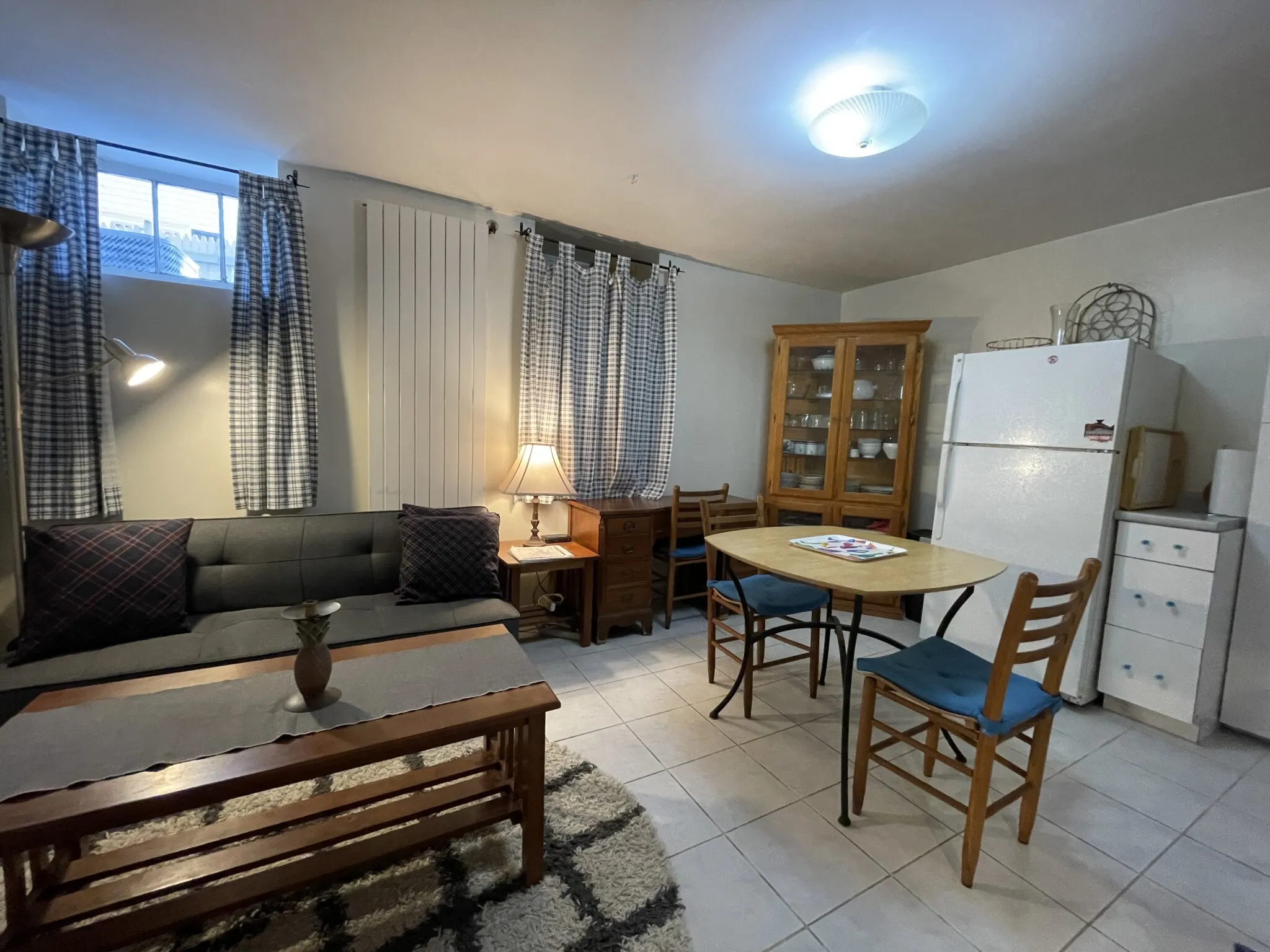 2 bed, 2 bath apartment for rent at 56 Hobson St Unit Garden Suite, Oak Square — photo 9 of 24