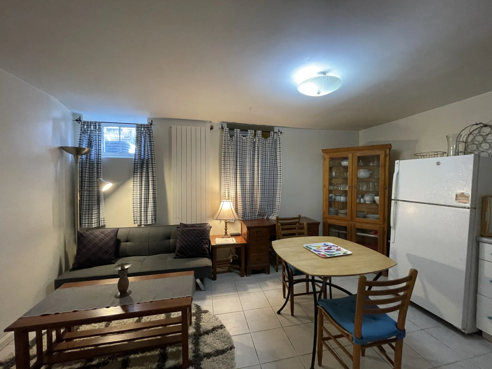 2 bed, 2 bath apartment for rent at 56 Hobson St Unit Garden Suite, Oak Square — photo 2 of 24