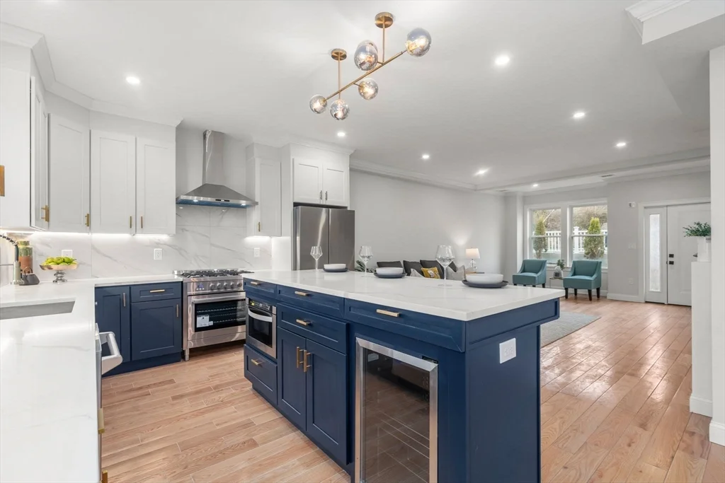 4 bed, 3 bath apartment for rent at 56 Indiana Ter Unit 56, Newton Upper Falls — photo 5 of 22