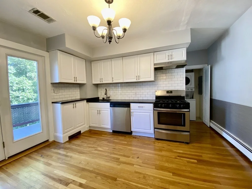 3 bed, 1 bath apartment for rent at 56 Jackson St Unit 2, Quincy — photo 1 of 26