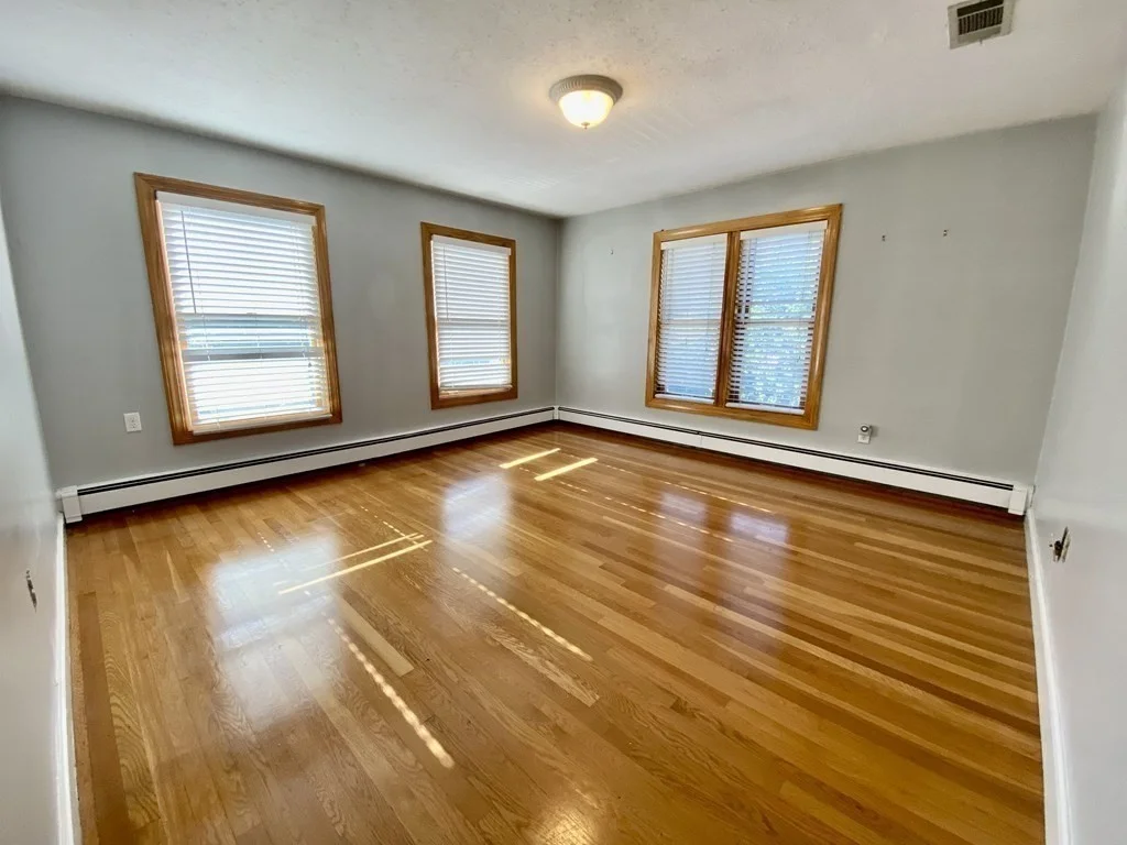 3 bed, 1 bath apartment for rent at 56 Jackson St Unit 2, Quincy — photo 8 of 26