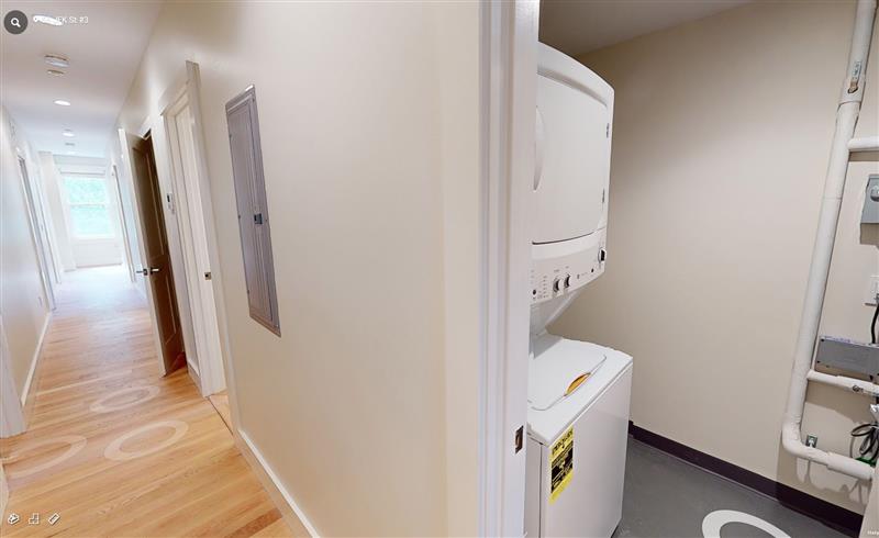3 bed, 3 bath apartment for rent at 56 John F Kennedy St Unit 4, Riverside — photo 8 of 18