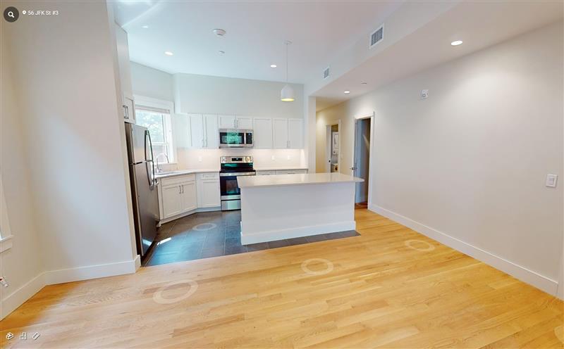 3 bed, 3 bath apartment for rent at 56 John F Kennedy St Unit 4, Riverside — photo 4 of 18