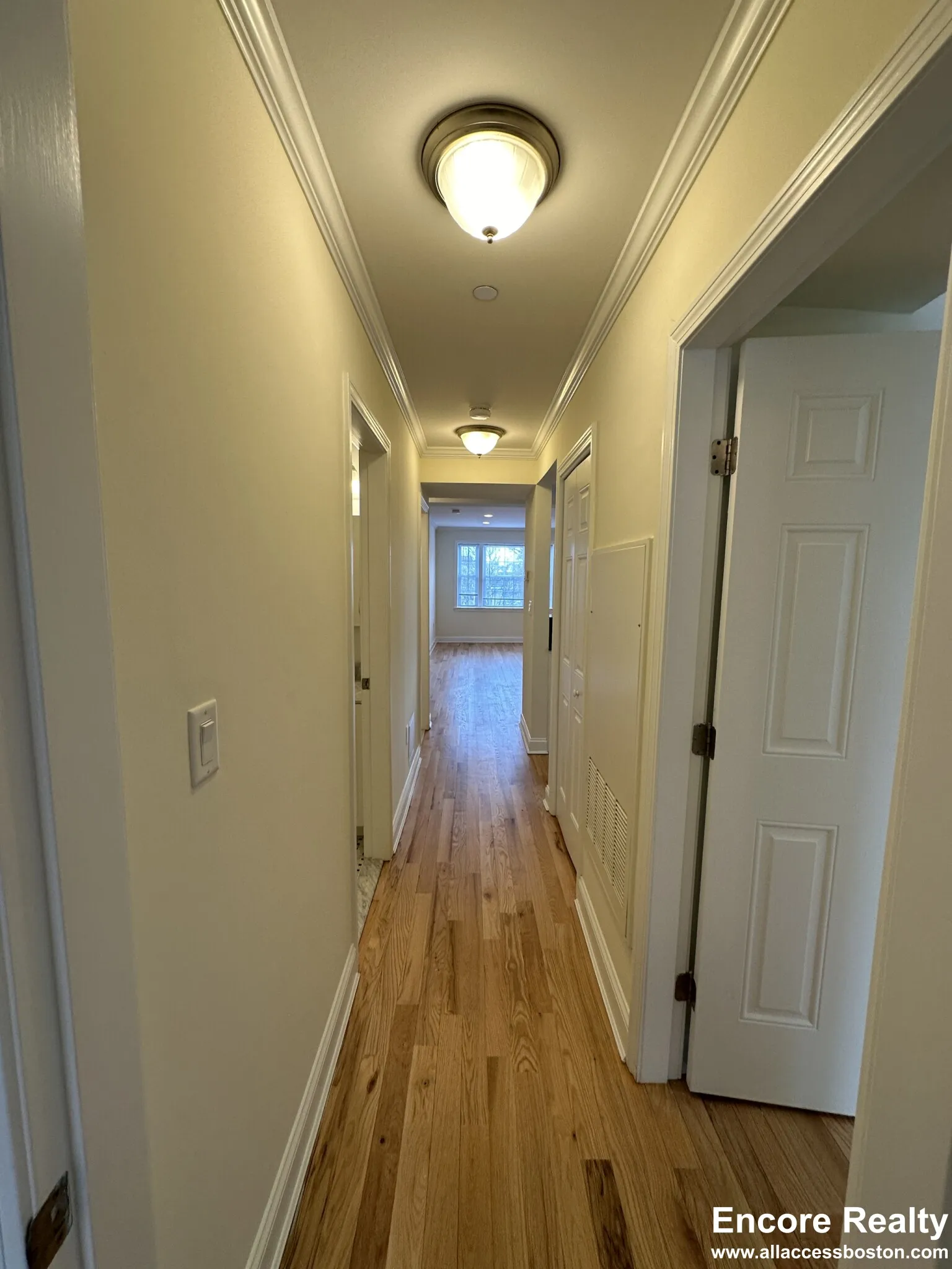 3 bed, 1.5 bath apartment for rent at 56 Langdon St Unit 7, Neighborhood Nine — photo 17 of 25