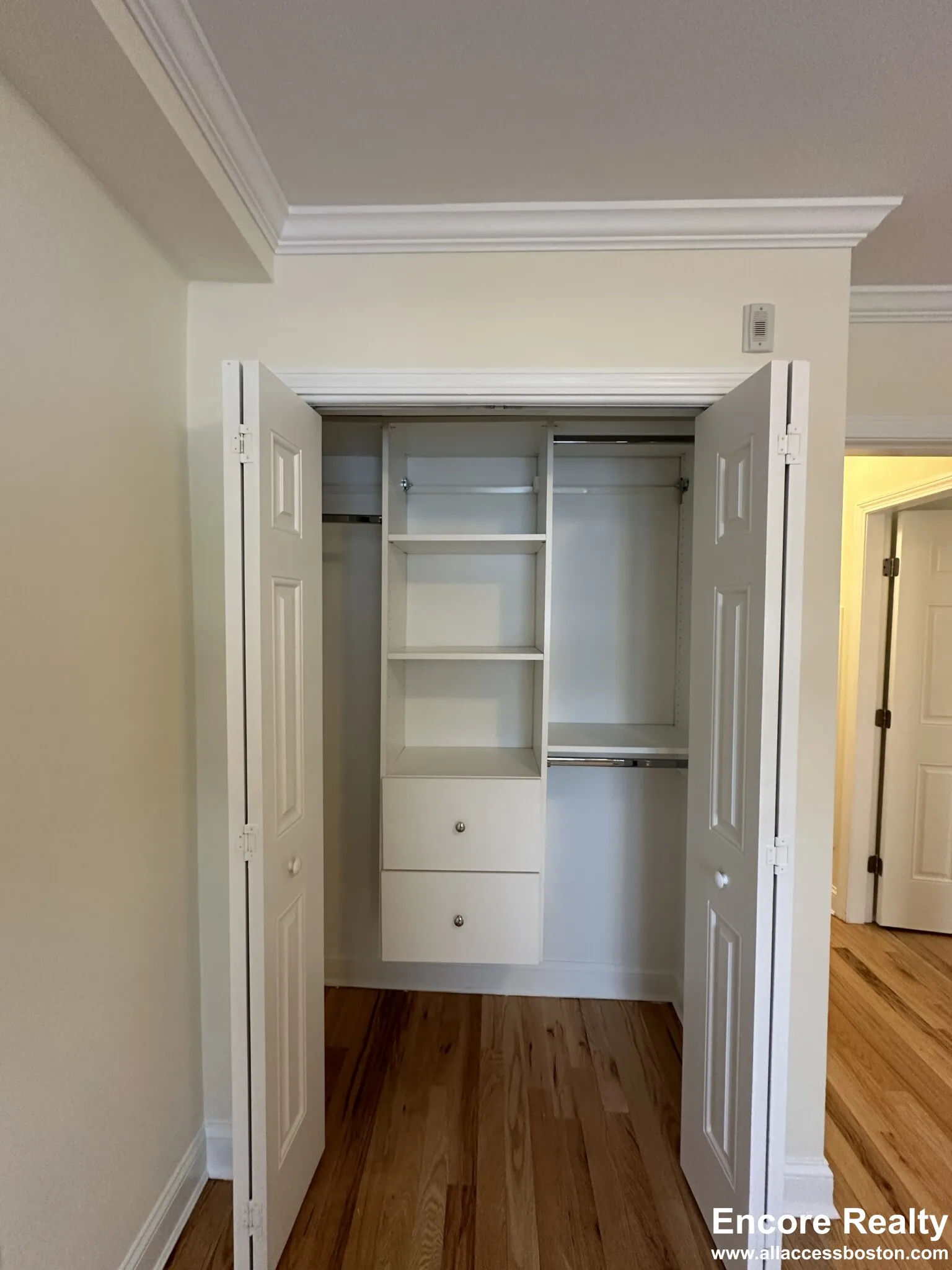 3 bed, 1.5 bath apartment for rent at 56 Langdon St Unit 7, Neighborhood Nine — photo 16 of 25
