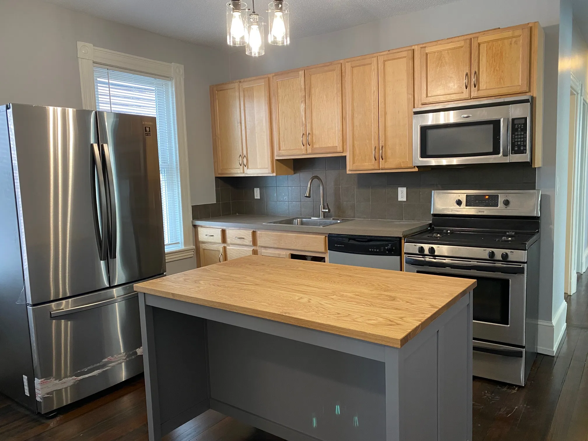 3 bed, 1 bath apartment for rent at 56 Mansfield St Unit 1, Allston — photo 5 of 15