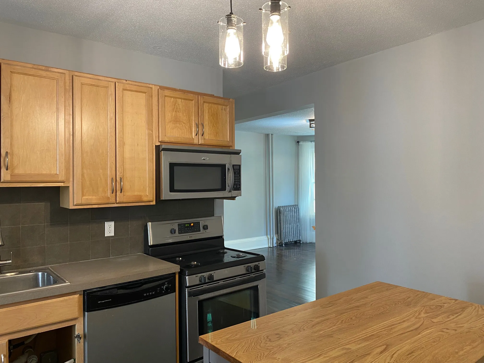 3 bed, 1 bath apartment for rent at 56 Mansfield St Unit 1, Allston — photo 6 of 15