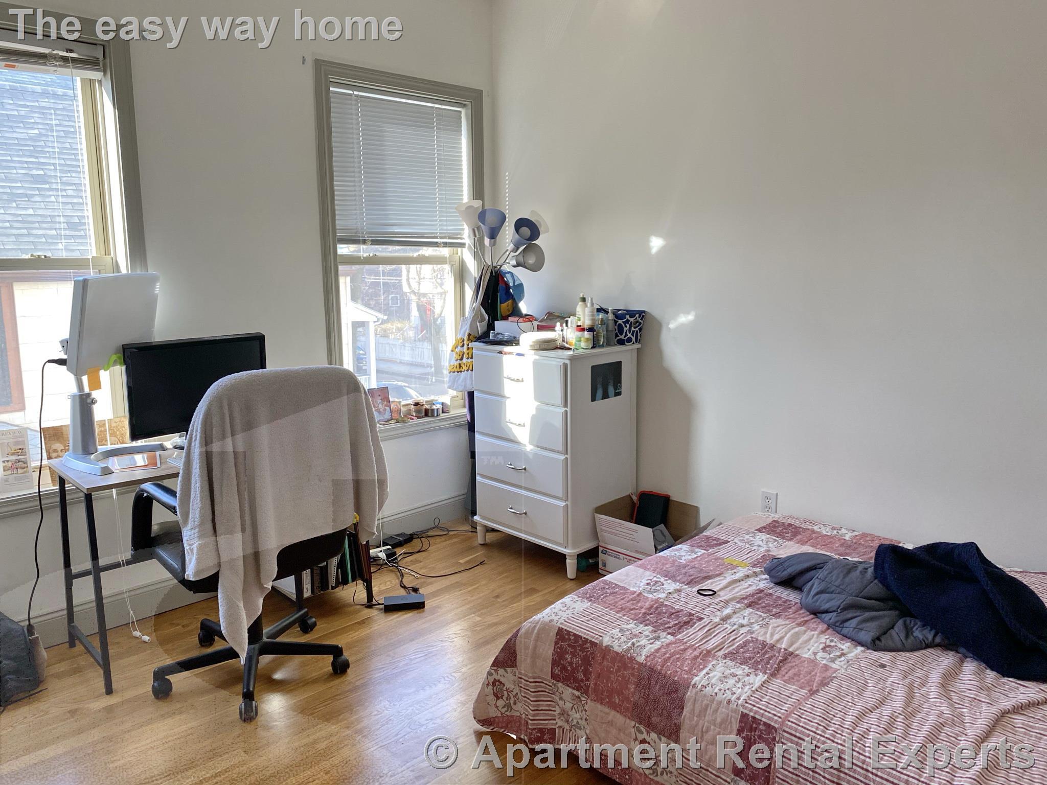 3 bed, 2 bath apartment for rent at 56 Market St Unit 3, Central Square — photo 6 of 16