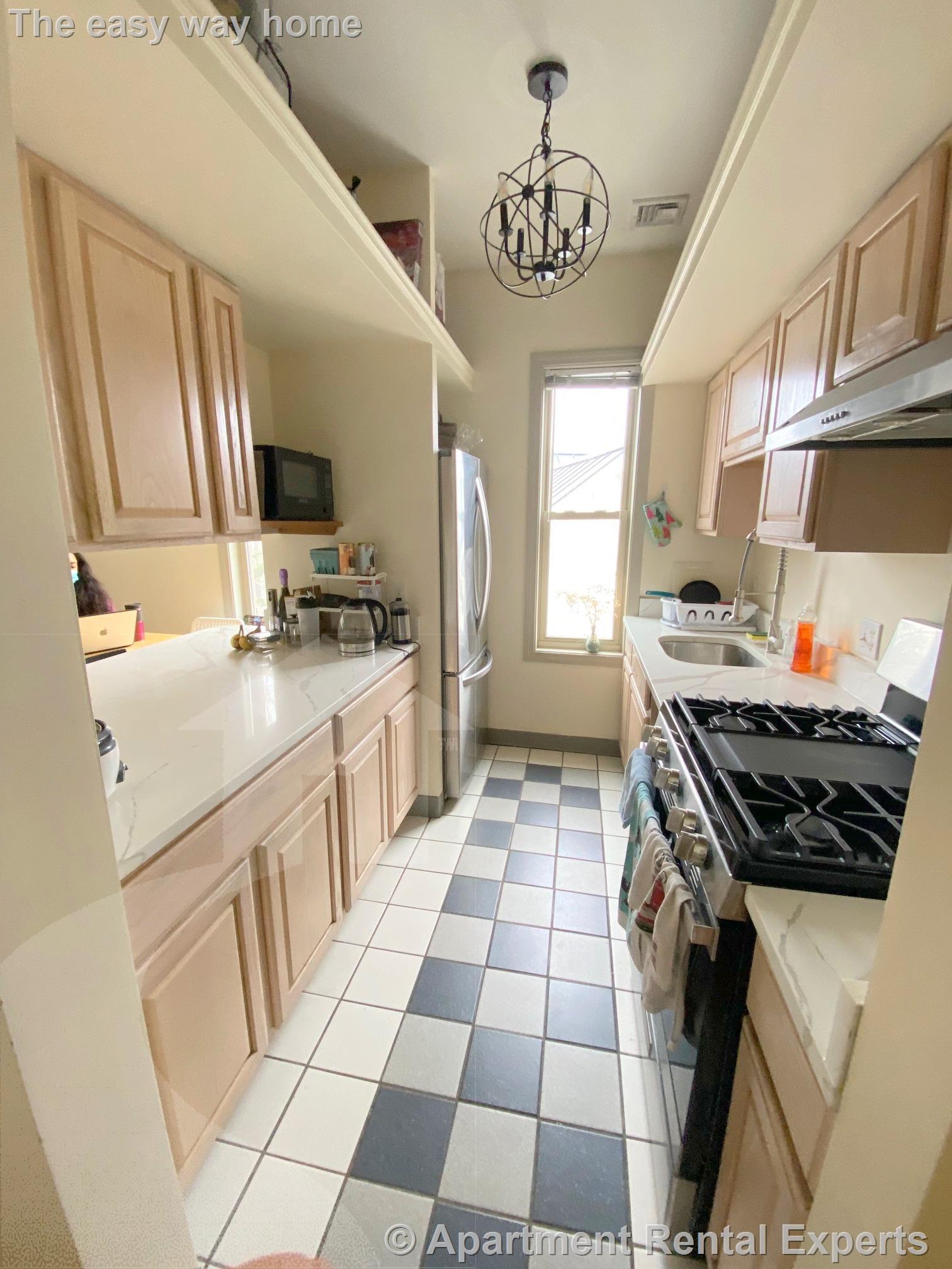 3 bed, 2 bath apartment for rent at 56 Market St Unit 3, Central Square — photo 2 of 16