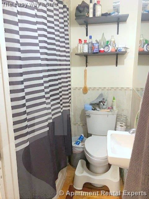 1 bed, 1 bath apartment for rent at 56 Otis St Unit 3, Winter Hill — photo 19 of 19