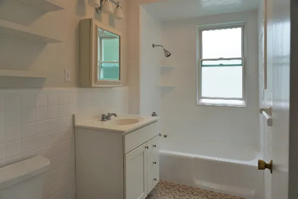 4 bed, 1 bath apartment for rent at 56 Oxford St Unit 58-3, Spring Hill — photo 37 of 44
