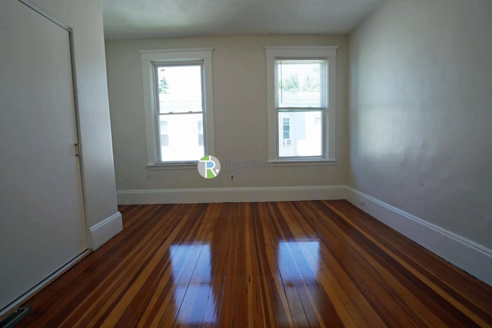 4 bed, 1 bath apartment for rent at 56 Oxford St Unit 58-3, Spring Hill — photo 19 of 44