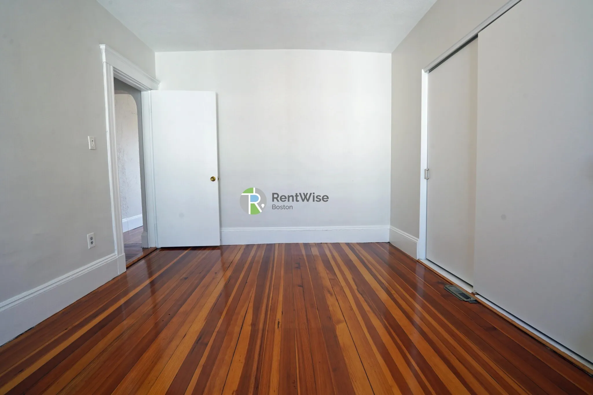 4 bed, 1 bath apartment for rent at 56 Oxford St Unit 58-3, Spring Hill — photo 21 of 44