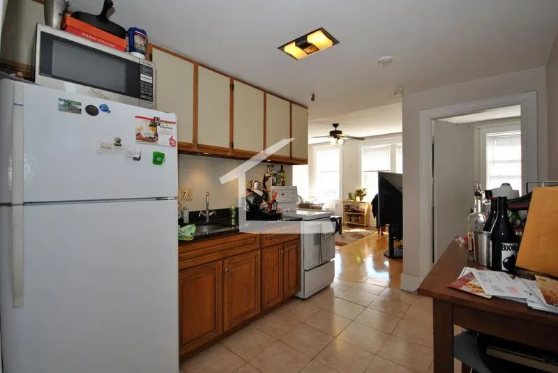 2 bed, 1 bath apartment for rent at 56 Park Vale Ave Unit 15, Allston — photo 2 of 7