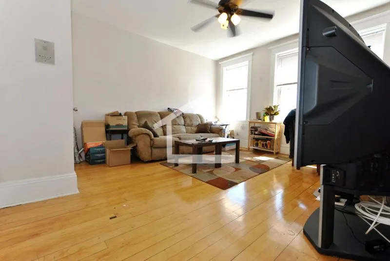 2 bed, 1 bath apartment for rent at 56 Park Vale Ave Unit 15, Allston — photo 7 of 7
