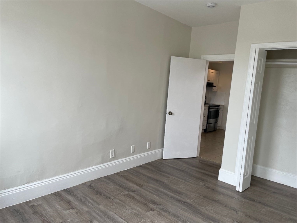 2 bed, 1 bath apartment for rent at 56 Park Vale Ave Unit 17, Allston — photo 11 of 15