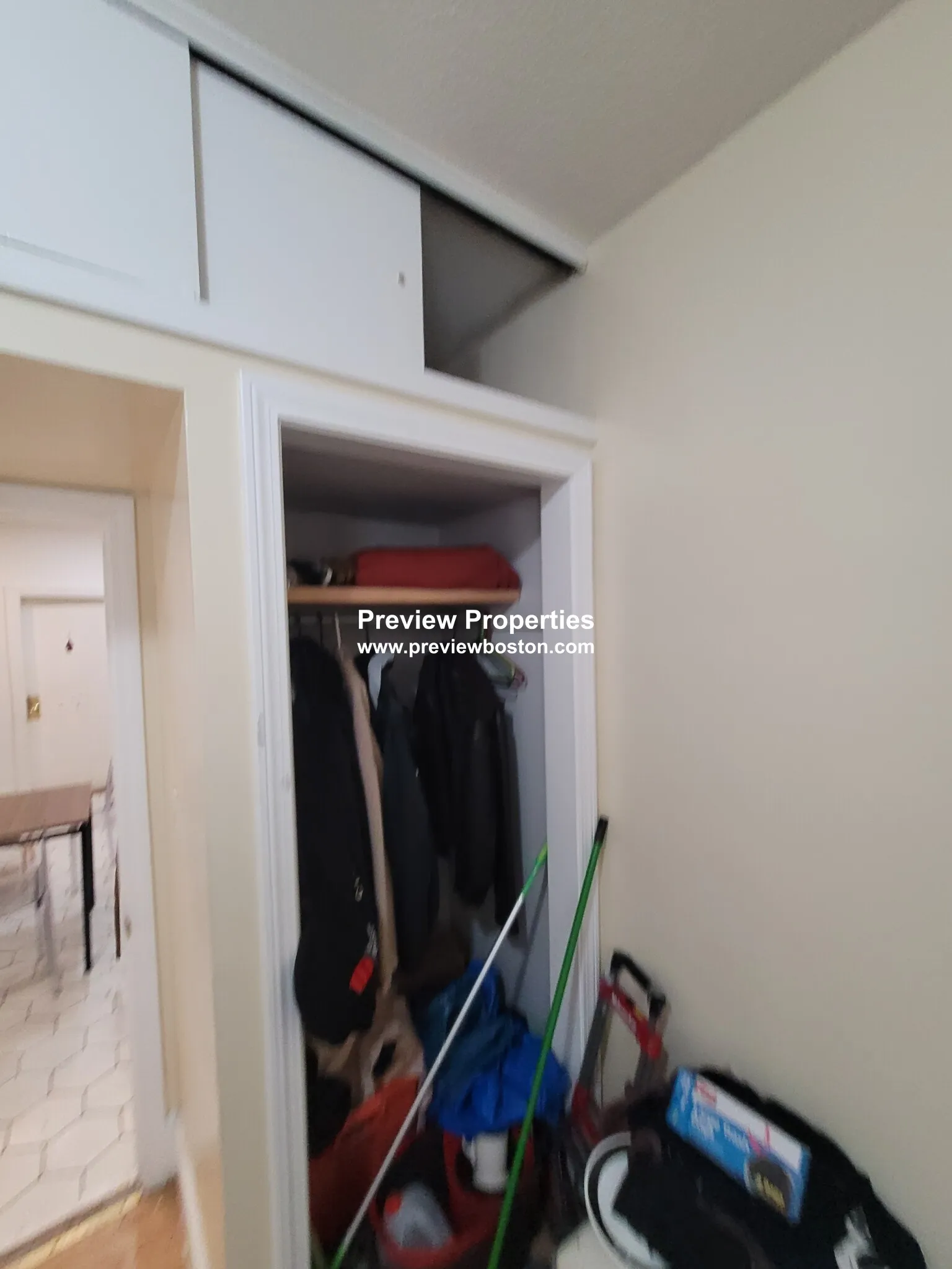 3 bed, 1 bath apartment for rent at 56 Park Vale Ave Unit 9P, Allston — photo 10 of 14