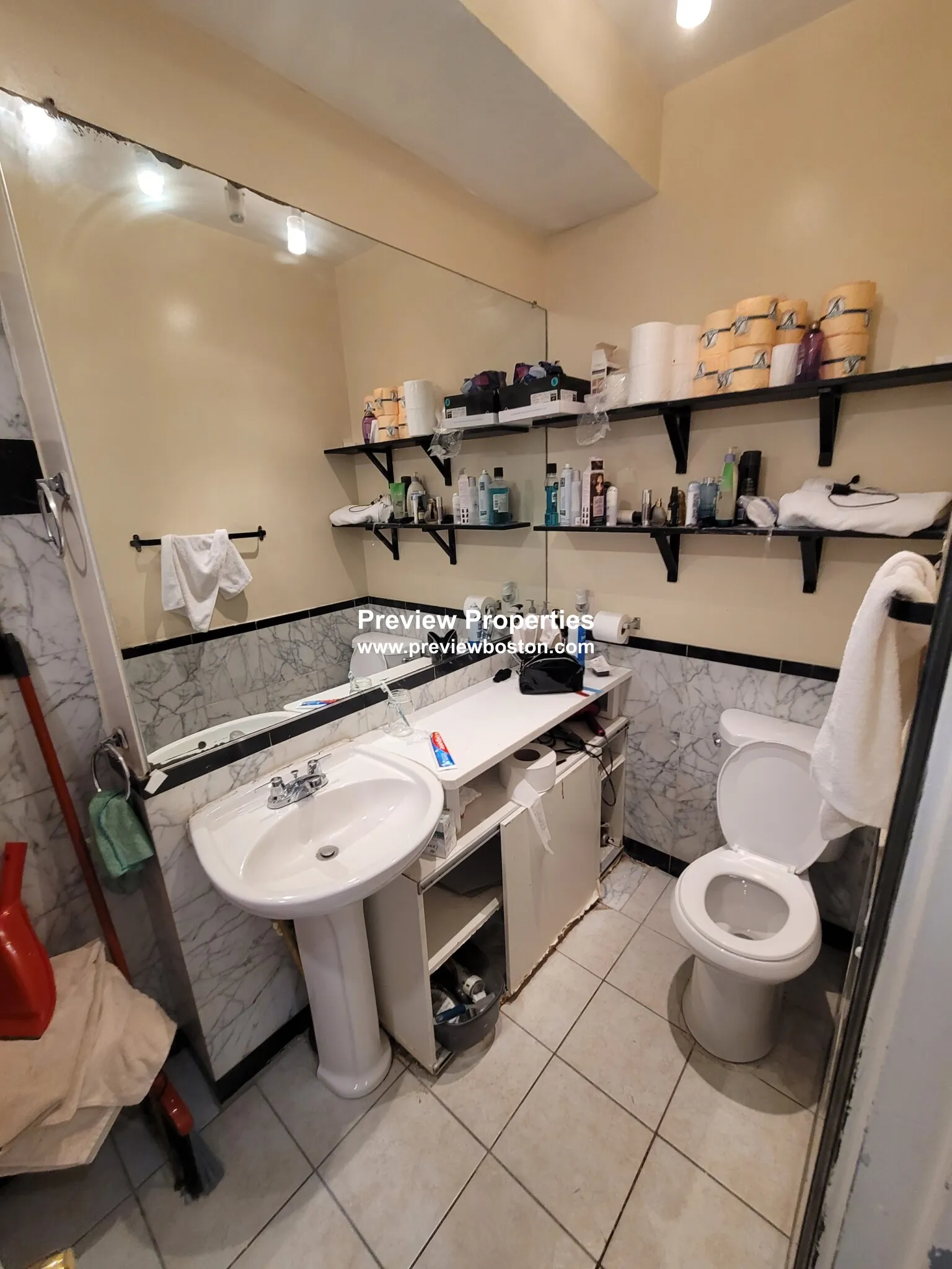 3 bed, 1 bath apartment for rent at 56 Park Vale Ave Unit 9P, Allston — photo 4 of 14