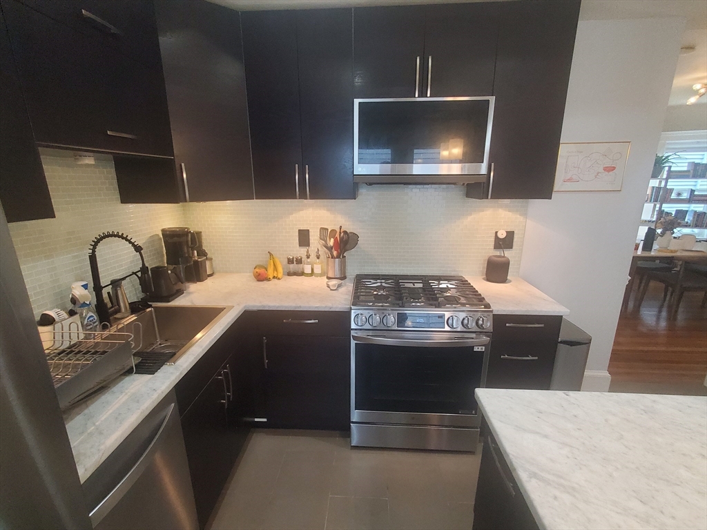 2 bed, 1 bath apartment for rent at 56 Percival St Unit 1, Dorchester