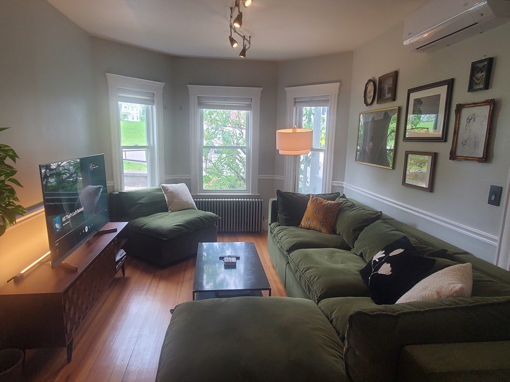 2 bed, 1 bath apartment for rent at 56 Percival St Unit 1, Dorchester — photo 5 of 14