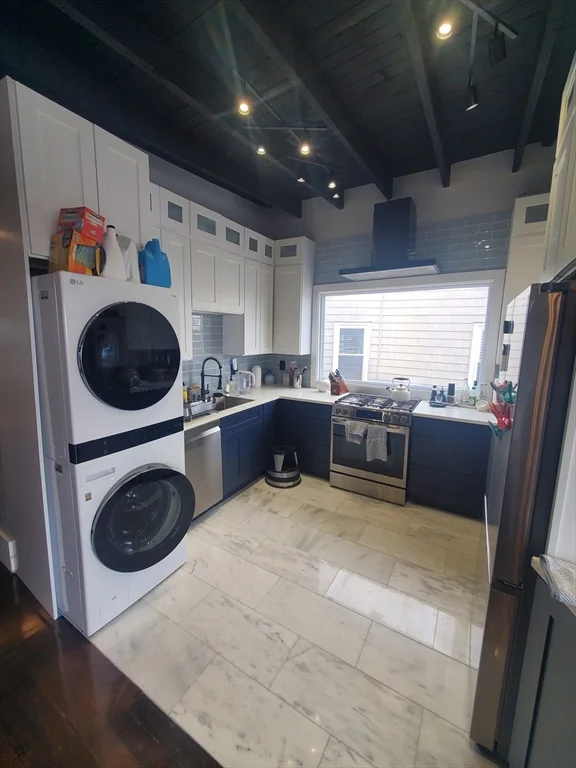 2 bed, 1 bath apartment for rent at 56 Percival St Unit 3, Dorchester — photo 4 of 24