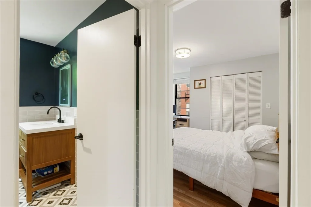 2 bed, 1 bath apartment for rent at 56 Prince St Unit 11, North End — photo 4 of 8