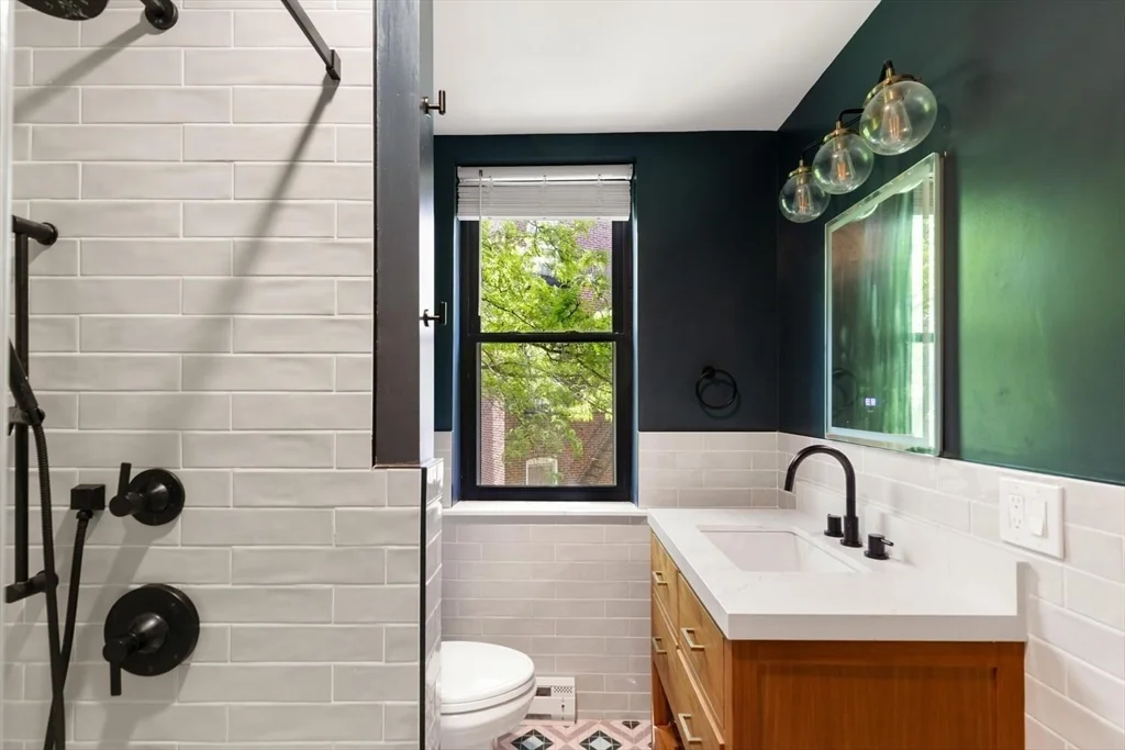 2 bed, 1 bath apartment for rent at 56 Prince St Unit 11, North End — photo 5 of 8