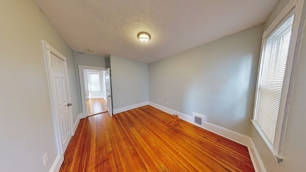 3 bed apartment for rent at 56 Ridgewood St Unit 2, Dorchester — photo 9 of 31
