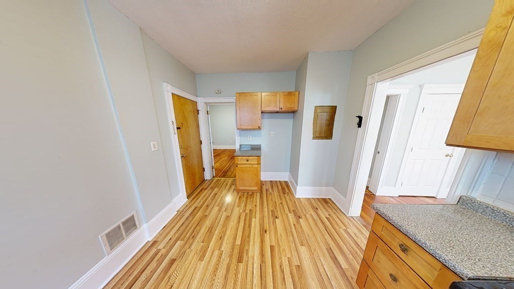 3 bed apartment for rent at 56 Ridgewood St Unit 2, Dorchester — photo 4 of 31