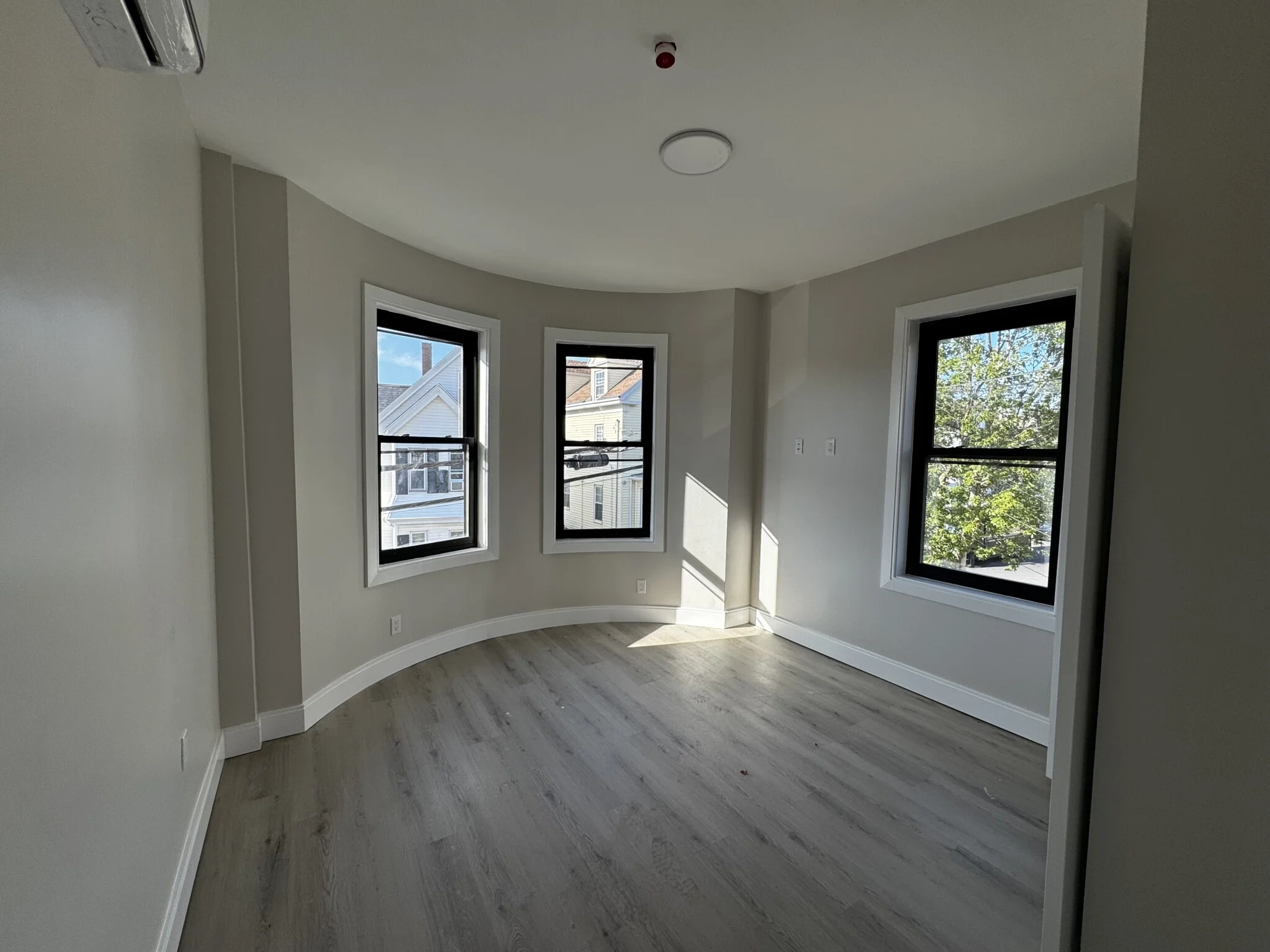 3 bed, 1 bath apartment for rent at 56 Sachem St Unit 1, Lynn