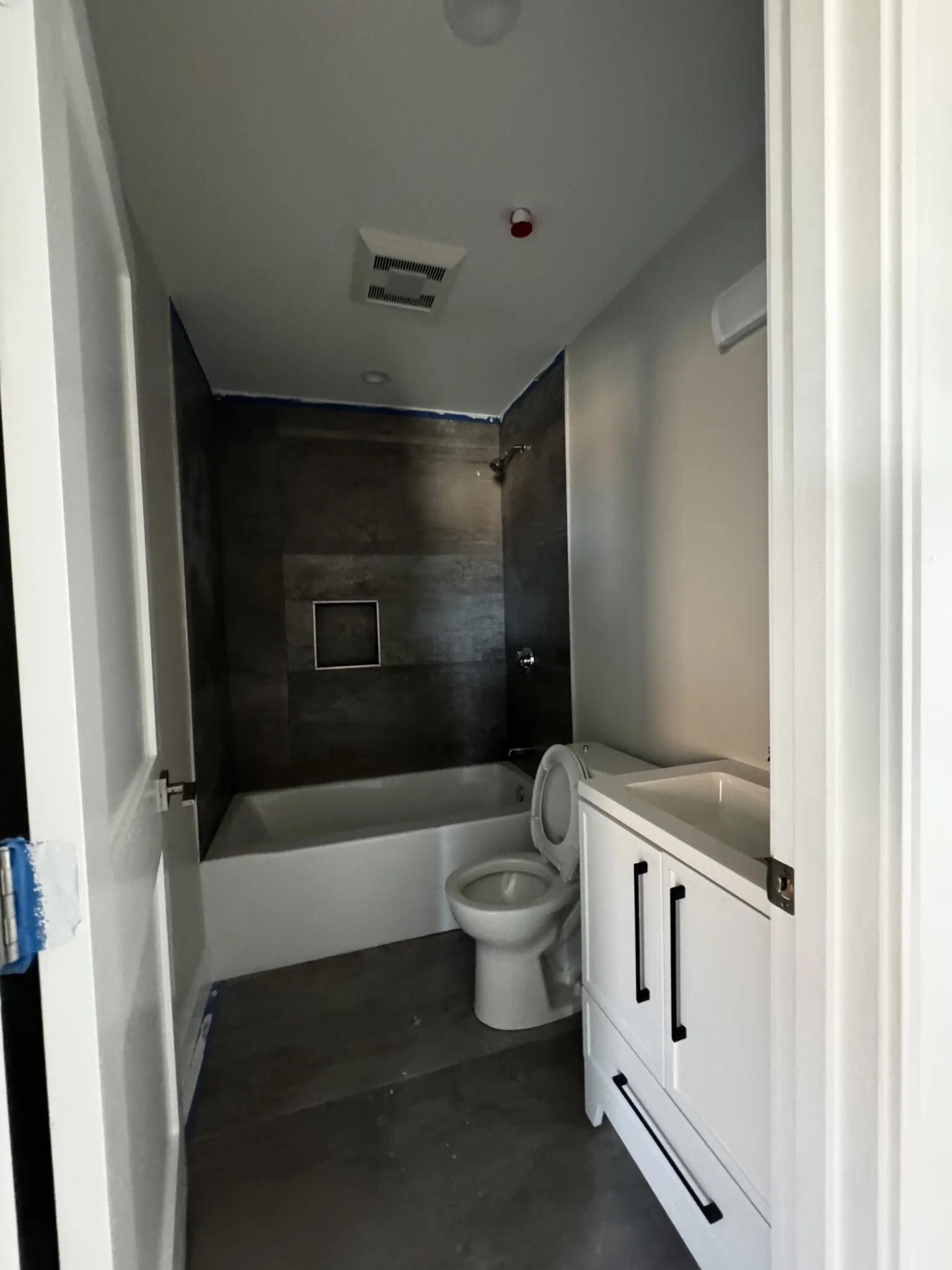 3 bed, 1 bath apartment for rent at 56 Sachem St Unit 2, Lynn — photo 20 of 22