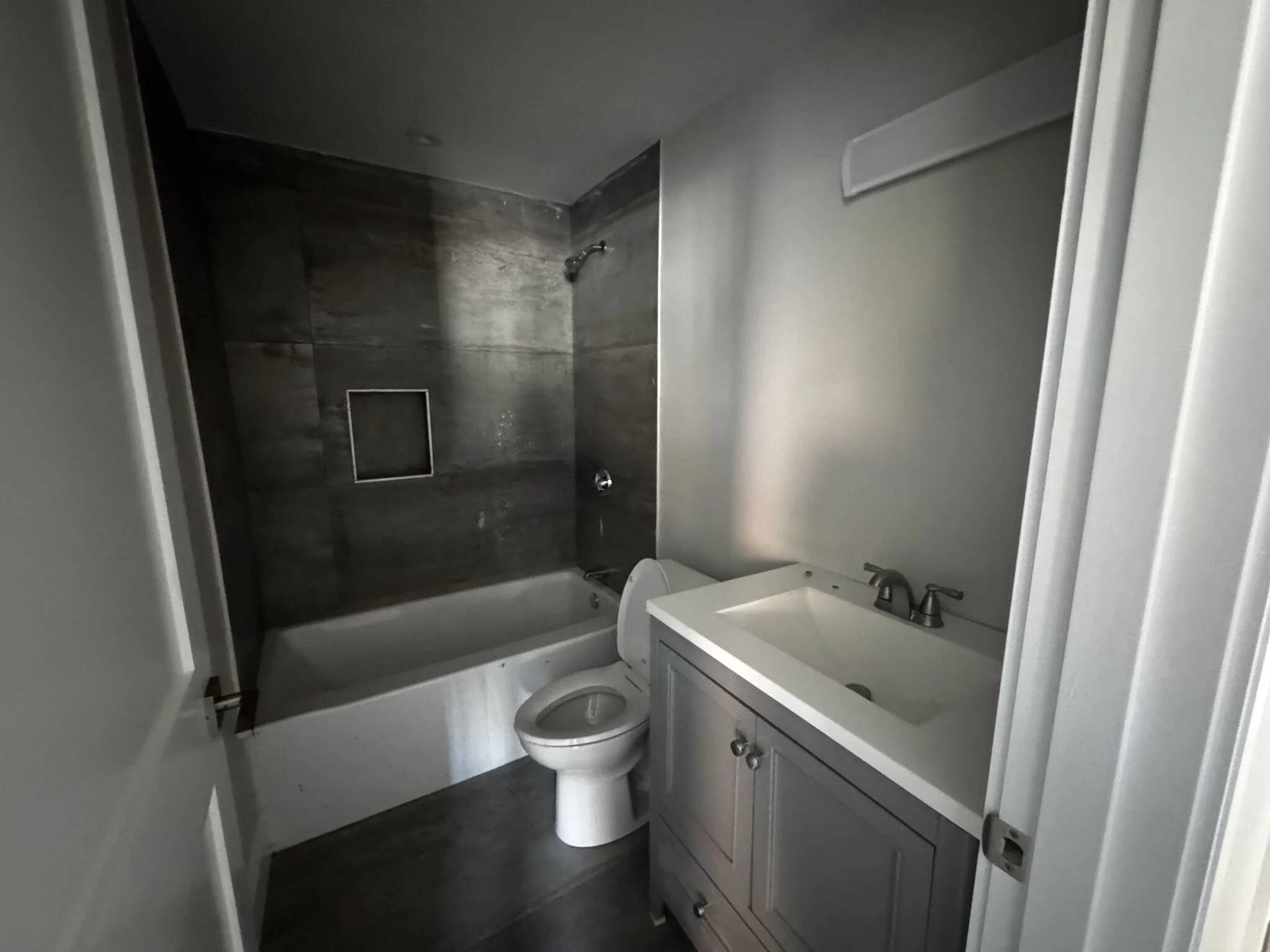 3 bed, 1 bath apartment for rent at 56 Sachem St Unit 4, Lynn — photo 9 of 22