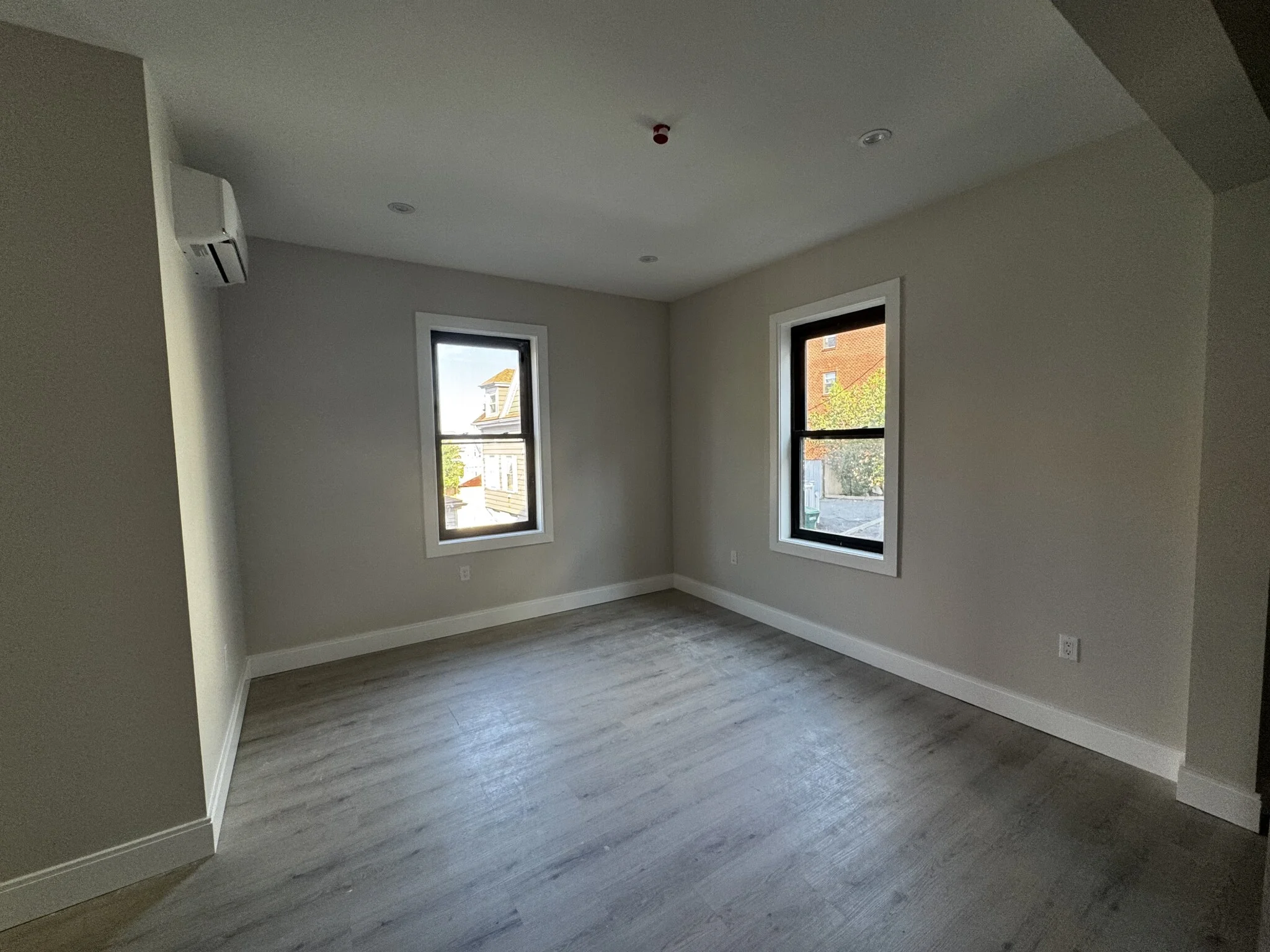 3 bed, 1 bath apartment for rent at 56 Sachem St Unit 5, Lynn — photo 11 of 22