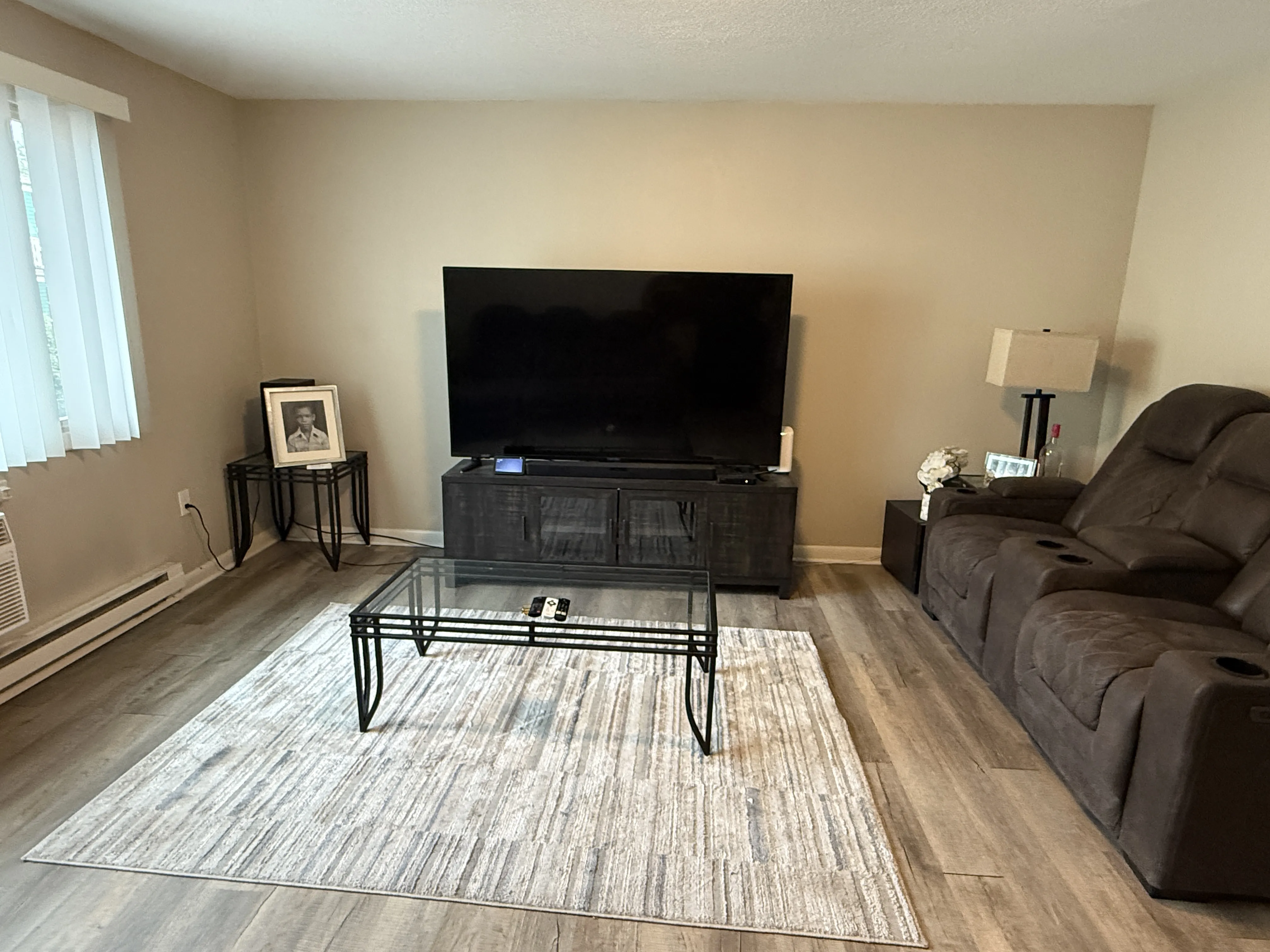 2 bed, 1 bath apartment for rent at 56 Seymour St Unit 5, Roslindale — photo 6 of 10