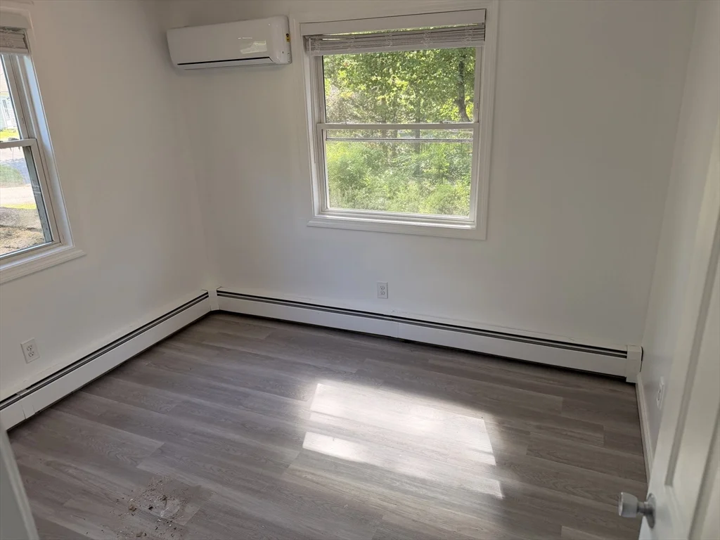 3 bed, 1 bath apartment for rent at 56 Shore Dr, Upton — photo 12 of 20