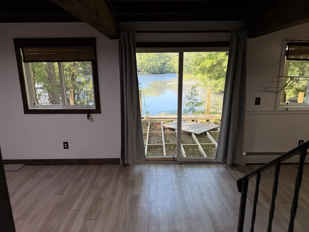 3 bed, 1 bath apartment for rent at 56 Shore Dr, Upton — photo 9 of 20
