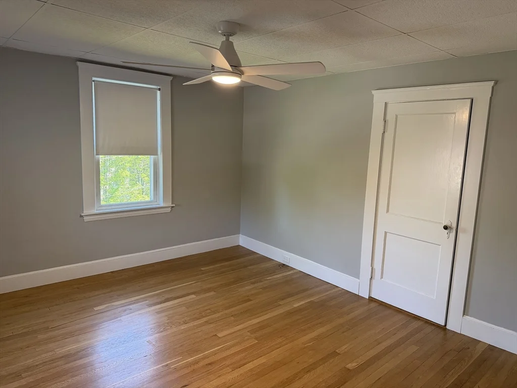 3 bed, 1 bath apartment for rent at 56 South Main St Unit 2, Uxbridge — photo 8 of 23