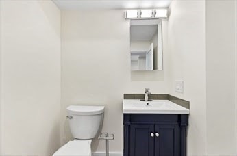 2 bed, 1 bath apartment for rent at 56 Spring St Unit 2, Cohasset — photo 8 of 13