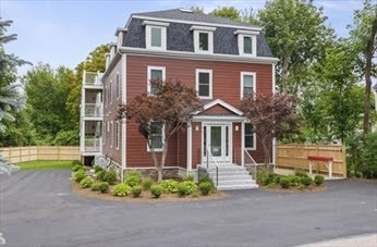 2 bed, 1 bath apartment for rent at 56 Spring St Unit 2, Cohasset — photo 1 of 13