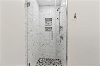 2 bed, 1 bath apartment for rent at 56 Spring St Unit 2, Cohasset — photo 9 of 13